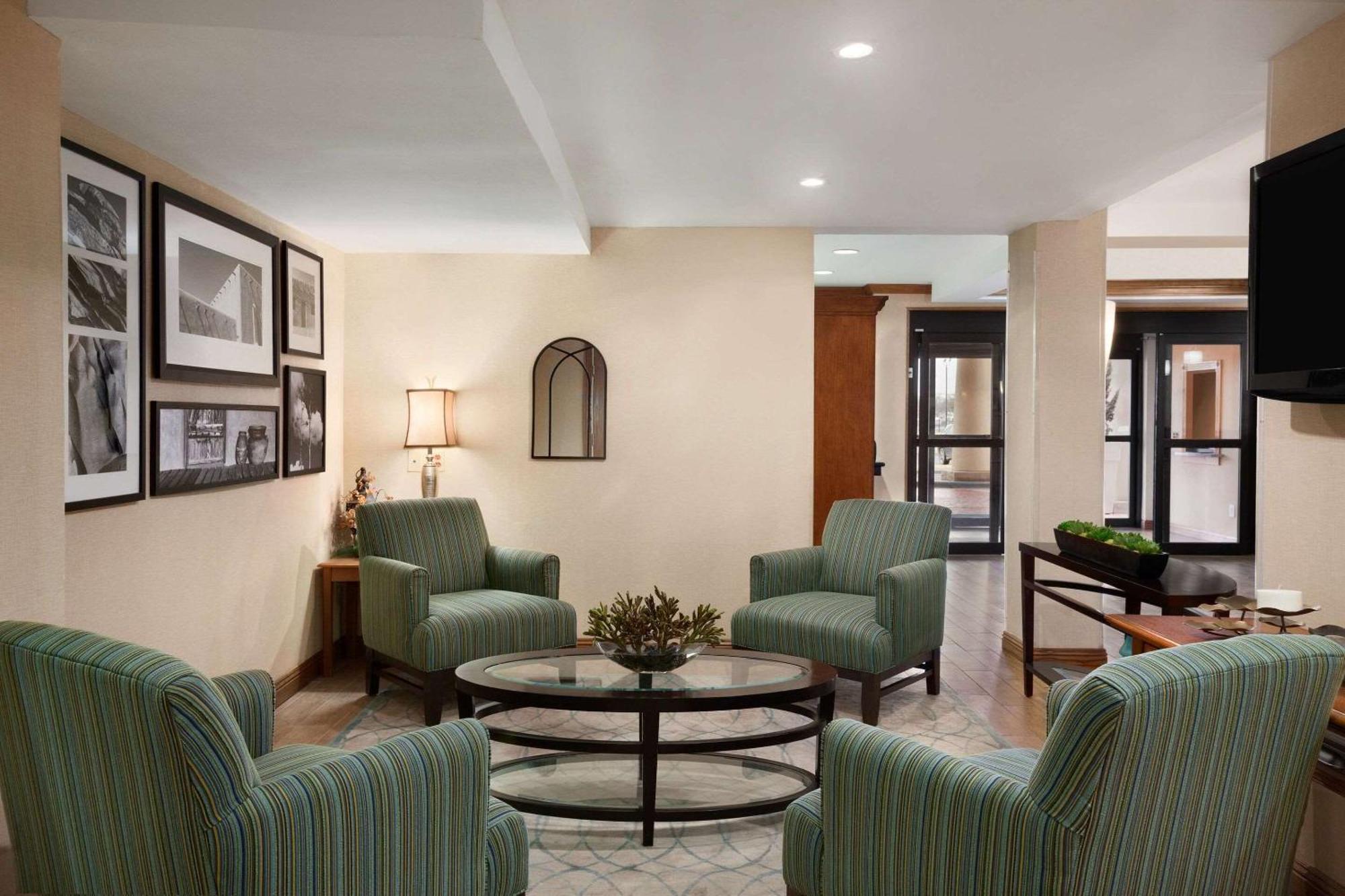 Country Inn & Suites By Radisson, Lubbock, Tx Esterno foto